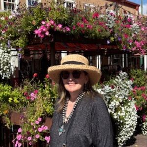 I ❤️ OFFERS, on bundles & single items, don’t be shy, make me an offer❤️